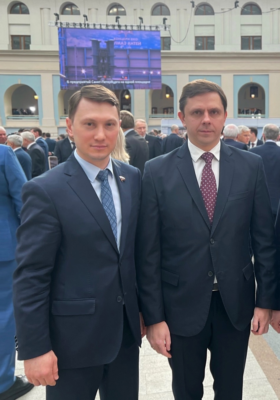 Поздравляю Андрея Клычкова с новым губернаторским сроком! Поздравляю Андрея Клычкова с новым губернаторским сроком!